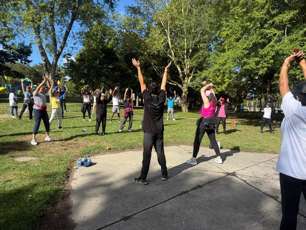 WakeUp Health outdoor community fitness session in Scarborough
